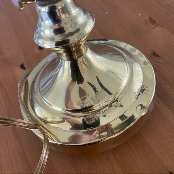 Vintage Brass Lamp - Picture 5 of 7